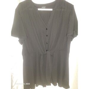 Torrid Women's SS Black Dress Shirt  Tie Detail Sz 2 EUC USA Seller